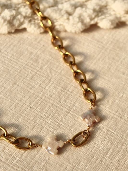 Omi Necklace