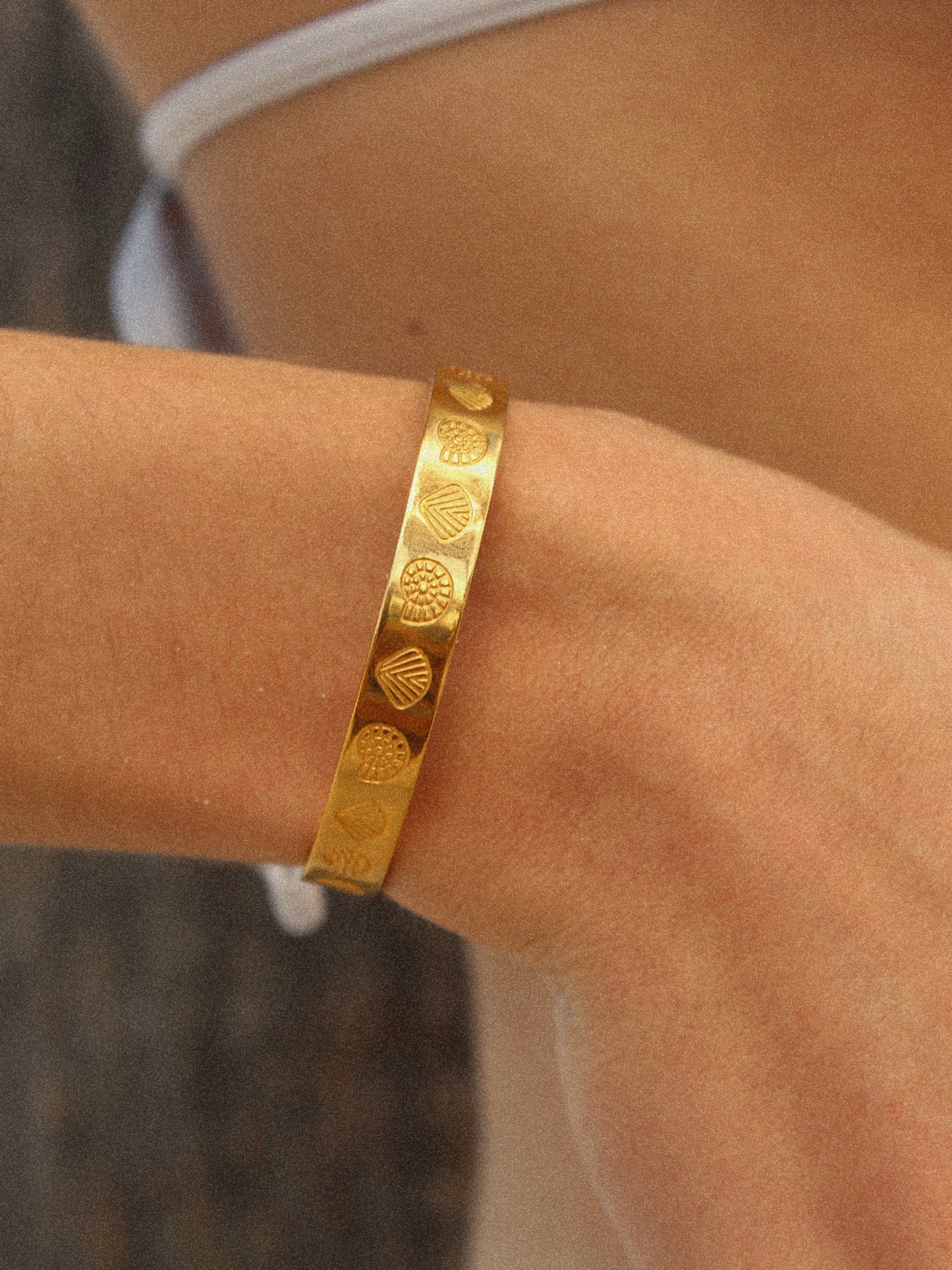 Bella Cuff