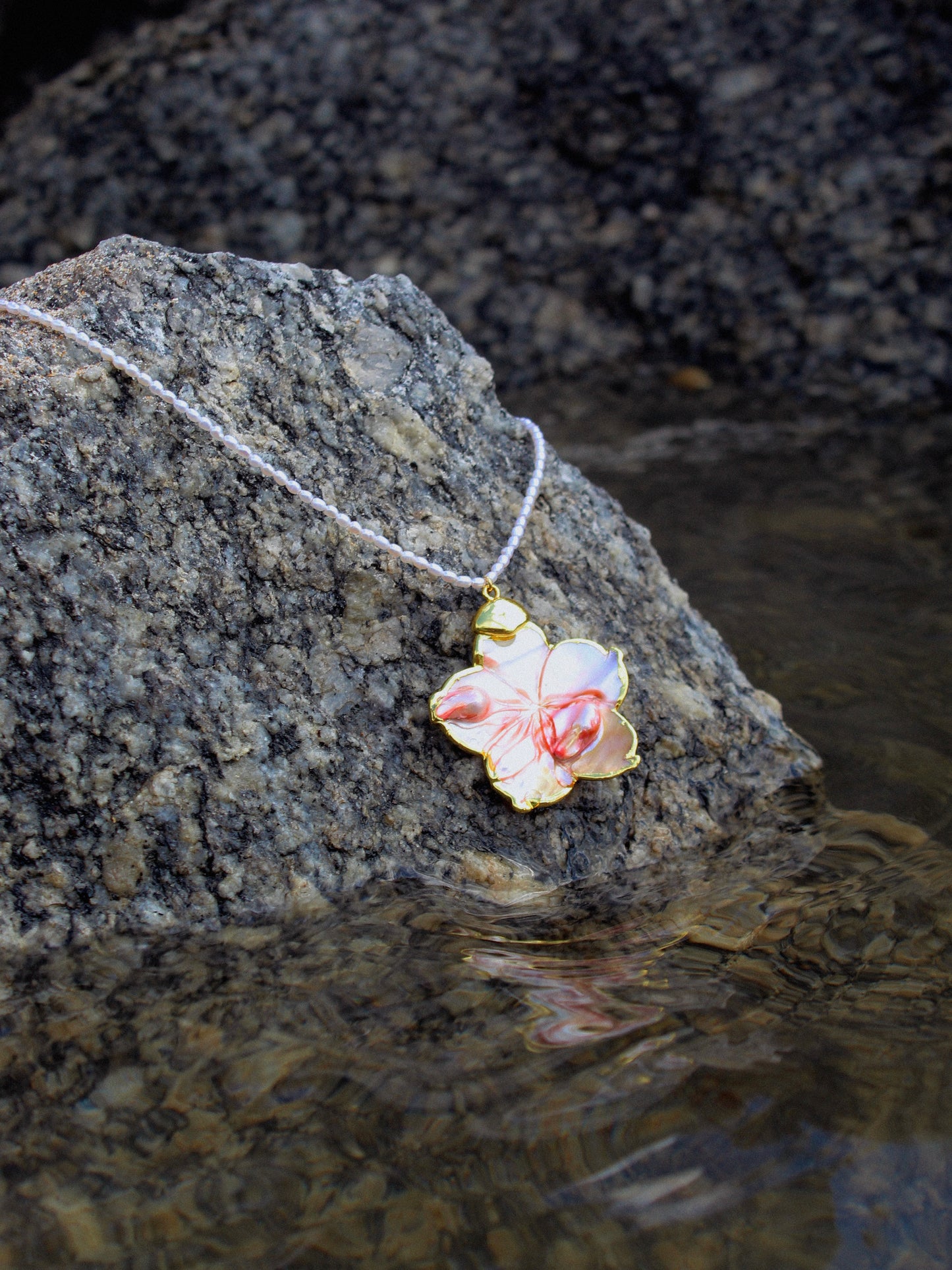 Hibiscus Necklace