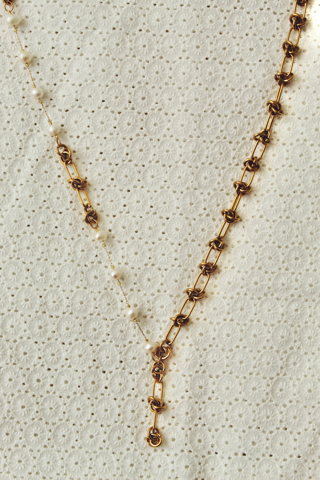 Knots Lariat