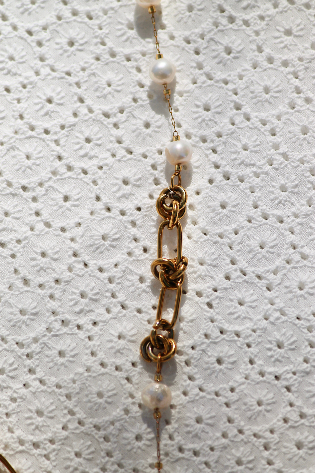 Knots Lariat
