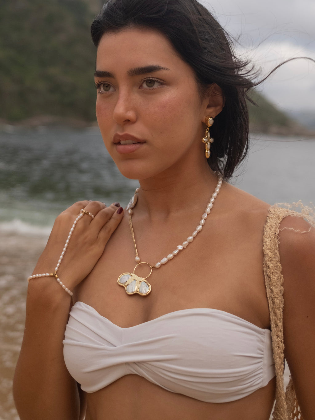 Onda Necklace