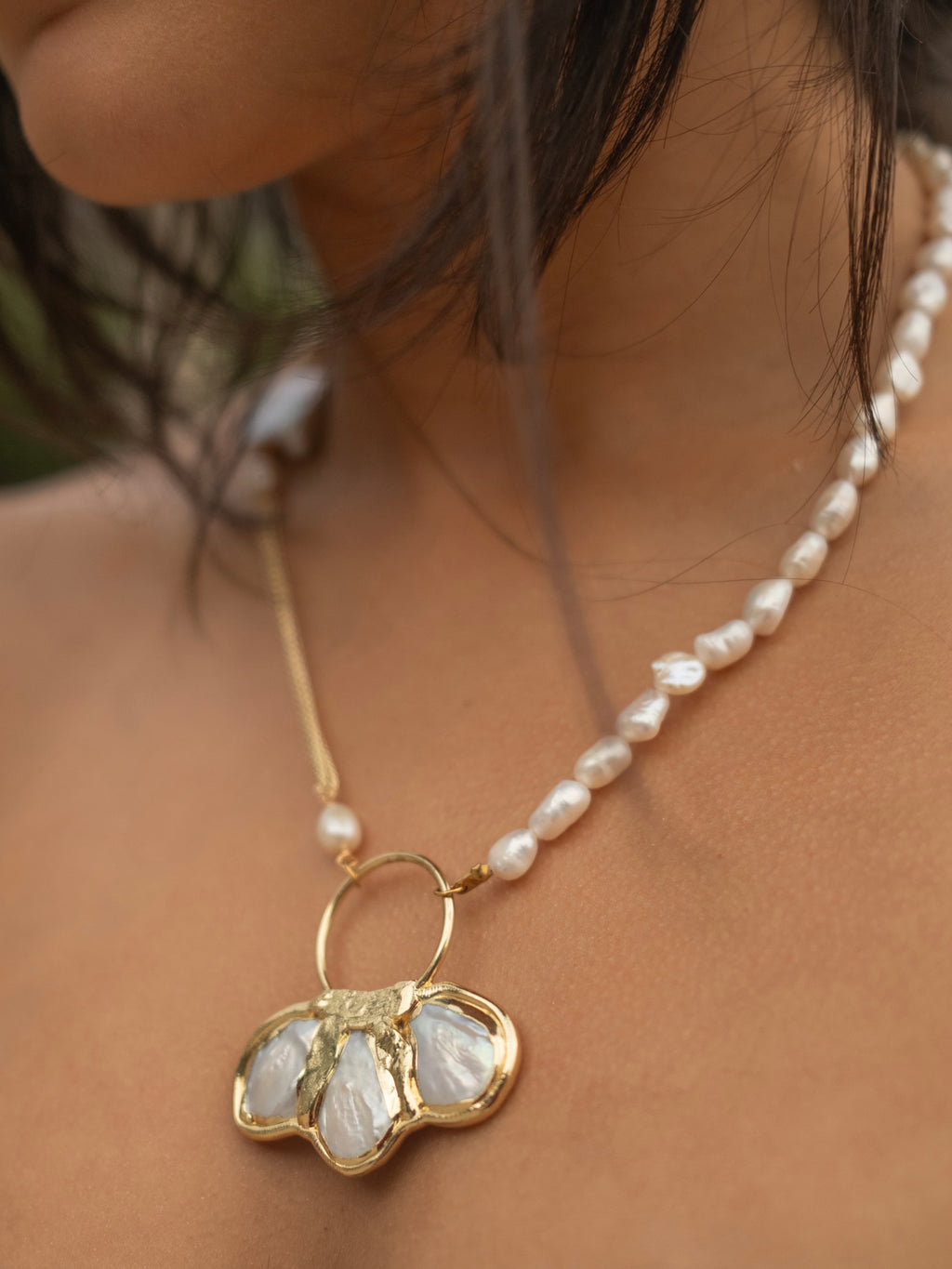 Onda Necklace