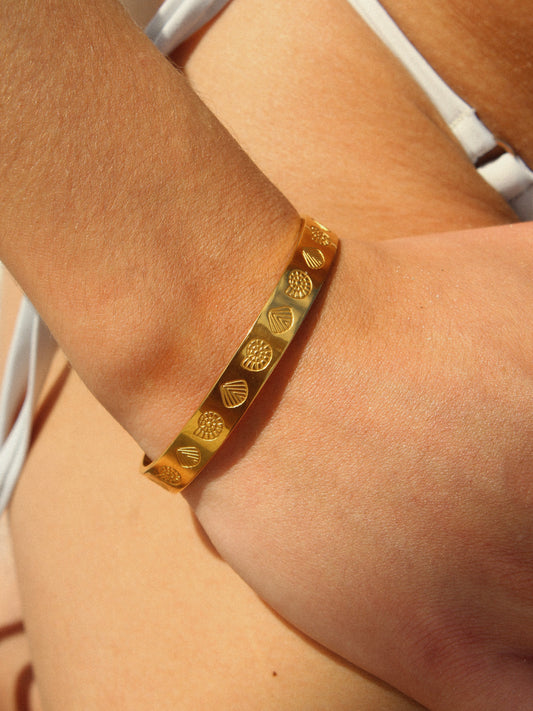 Bella Cuff