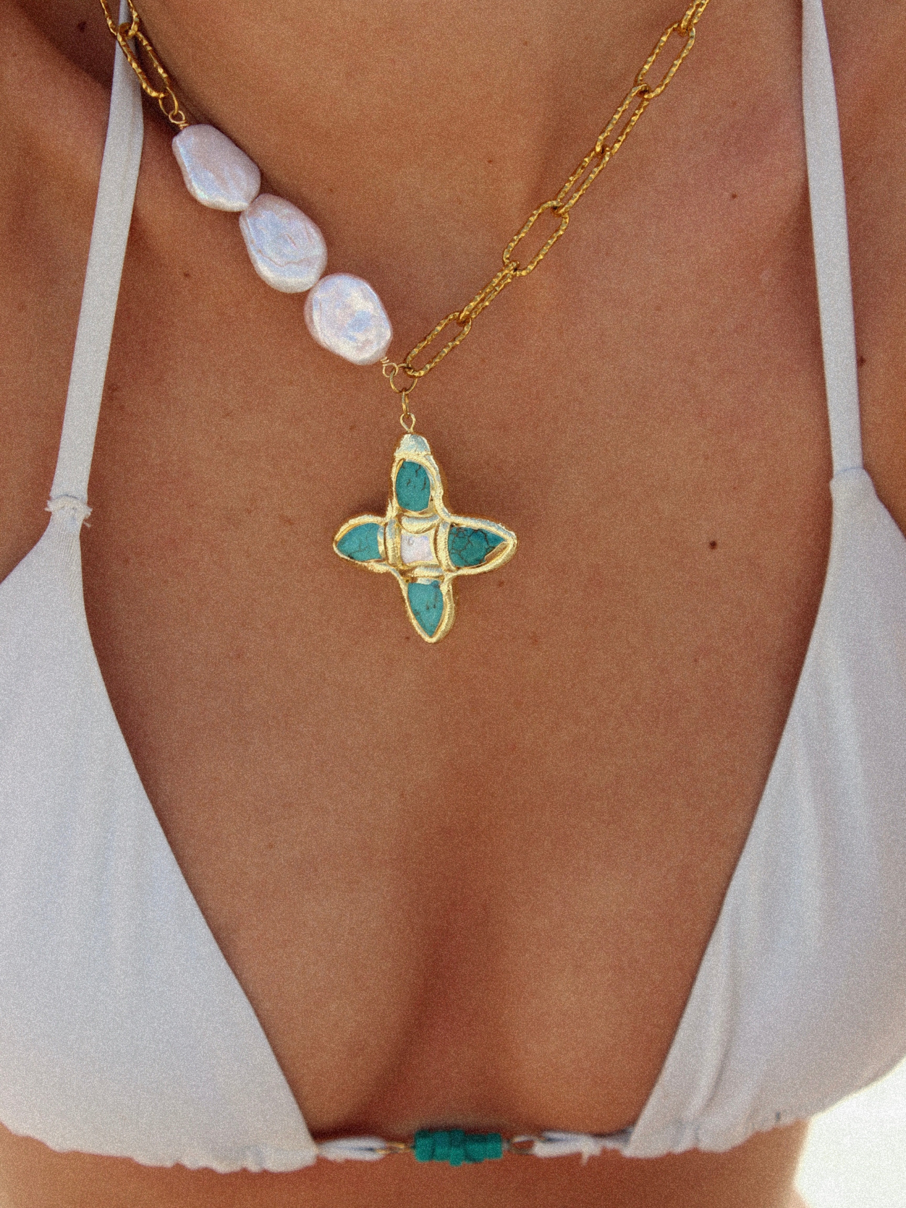 Isla Cross Necklace