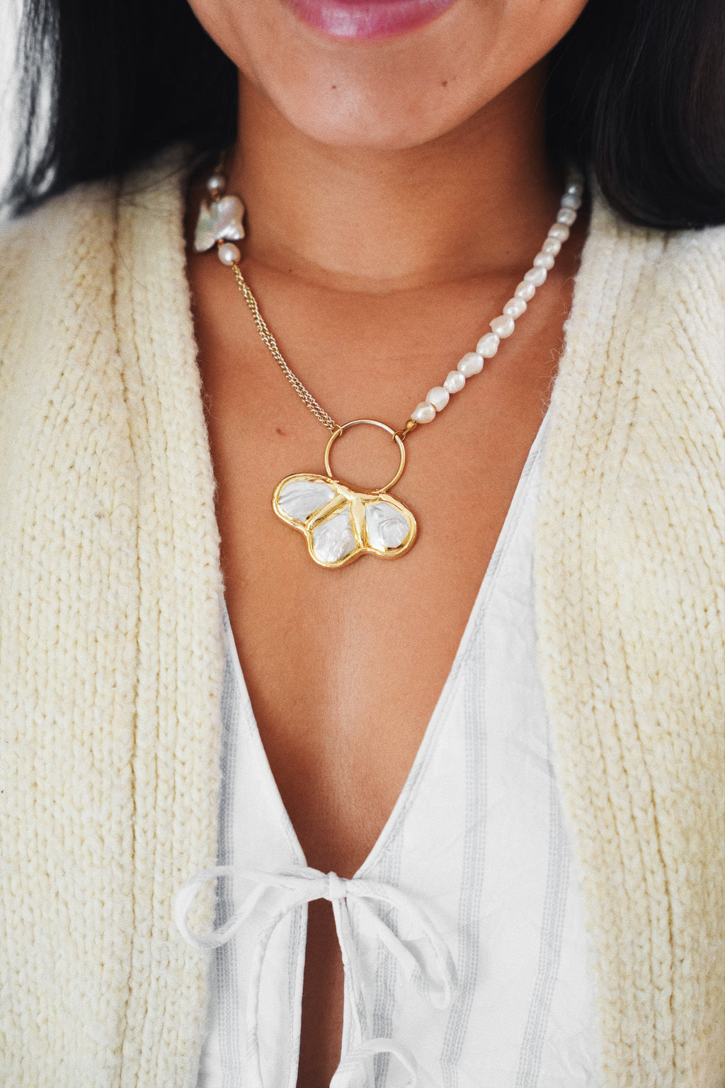 Onda Necklace