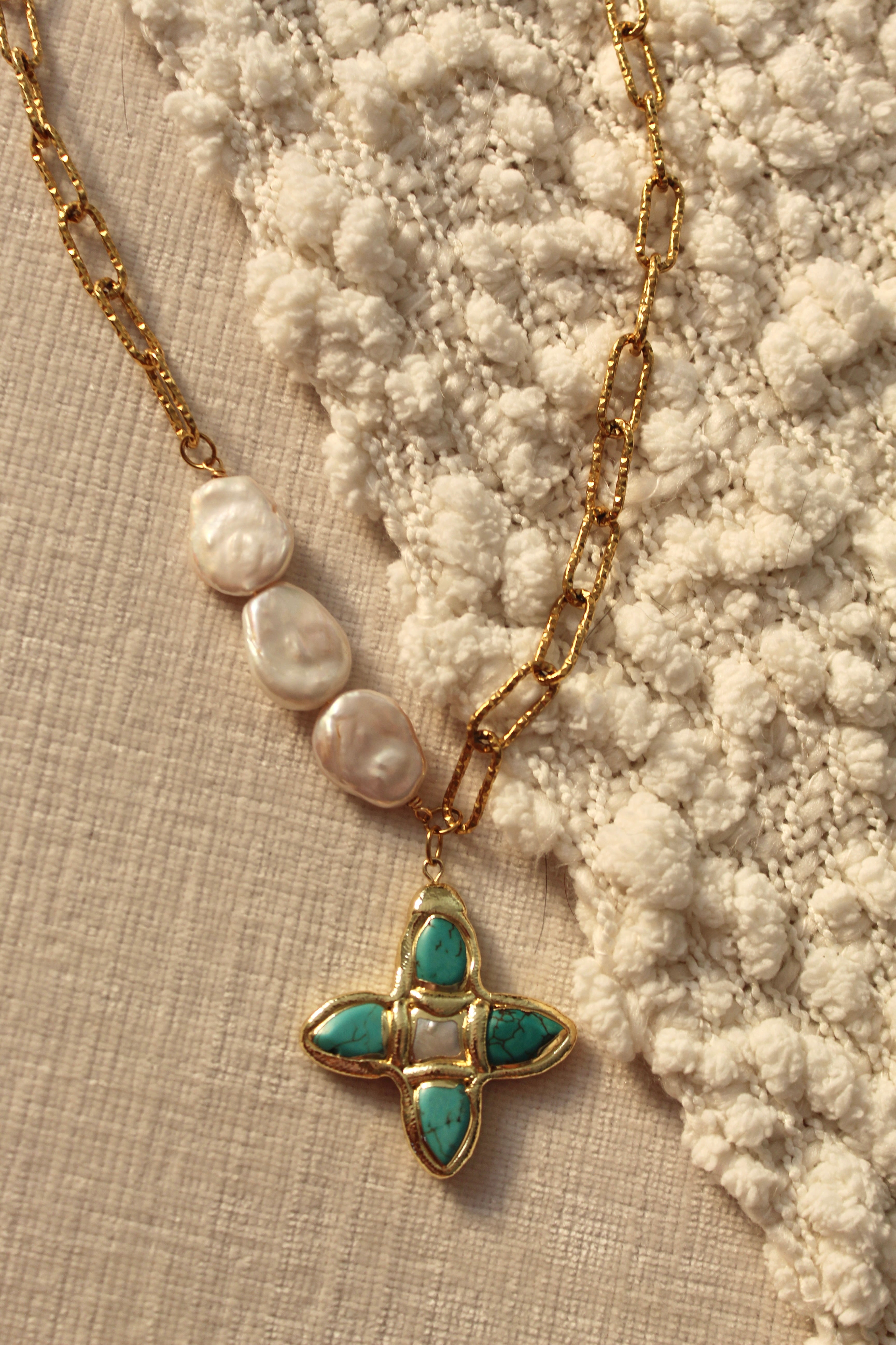 Isla Cross Necklace – Bizacharms